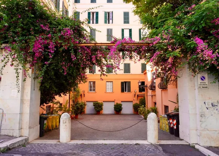 Trastevere House-suite Elegante Nel Centro Storico